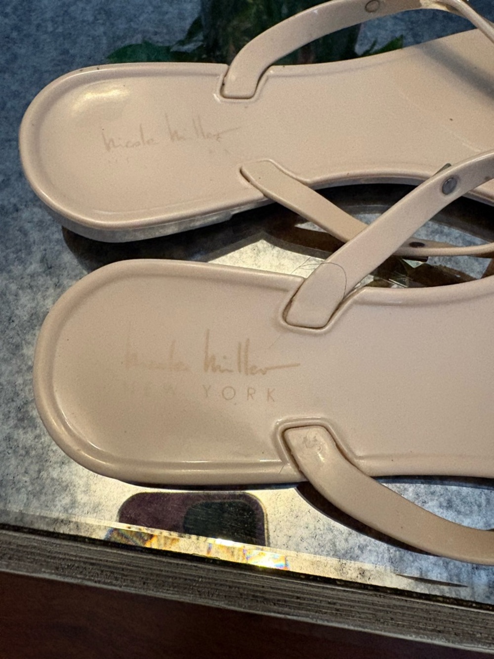 Nicole Miller PVC Jelly Rockstud Bow Thong Sandals - Picture 2 of 3